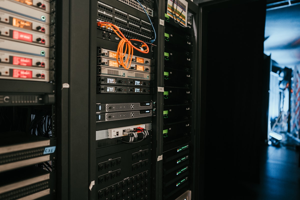 Jasa Maintenance Server